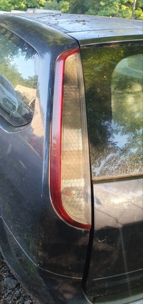 Ford focus mk2 facelift kombi bal hátsó lámpa
