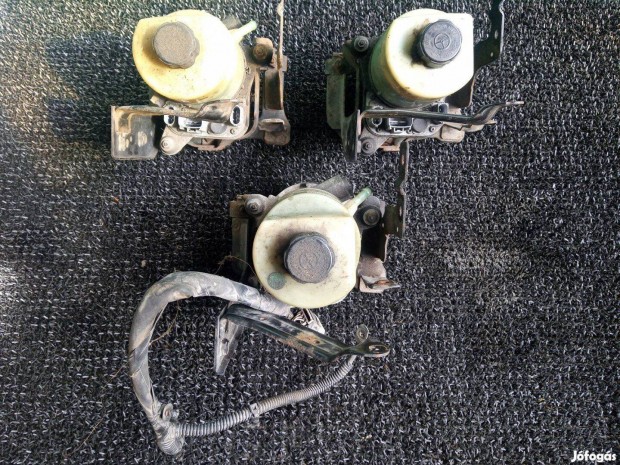 Ford focus mk2 szervpumpa