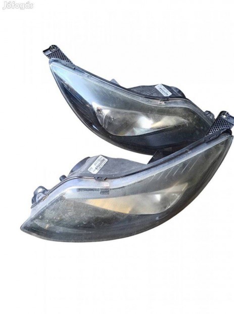 Ford focus mk3 fényszóró bal jobb