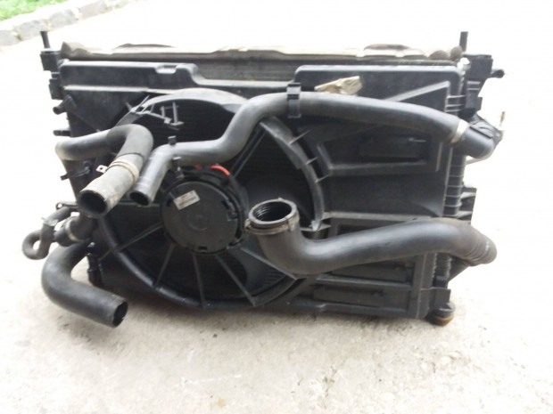 Ford focus mk3 hűtőventilátor 2.0 tdci motorhoz 40000.- 2011-től!