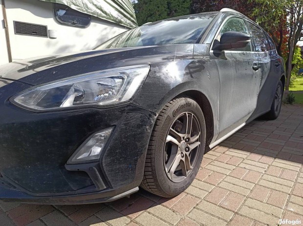 Ford focus mk4 ajtó