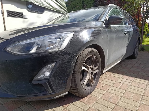Ford focus mk4 ajtó