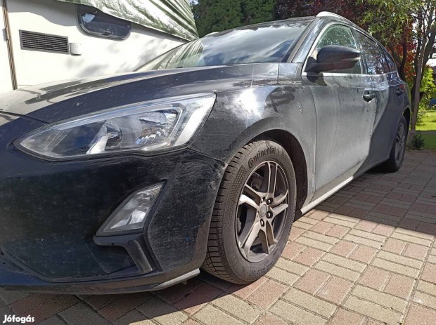Ford focus mk4 fényszóró
