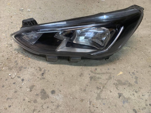 Ford focus mk4 f�nysz�ro balos