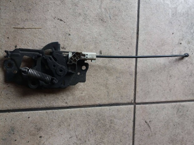 Ford focus motorháztető zárszerkezet 10000.- 2011-2018-ig! mk3!