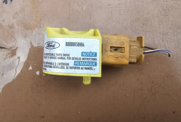 Ford fusion ütközés érzékelő 4000