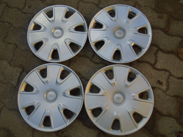 Ford gyri 14" dsztrcsa garnitra elad