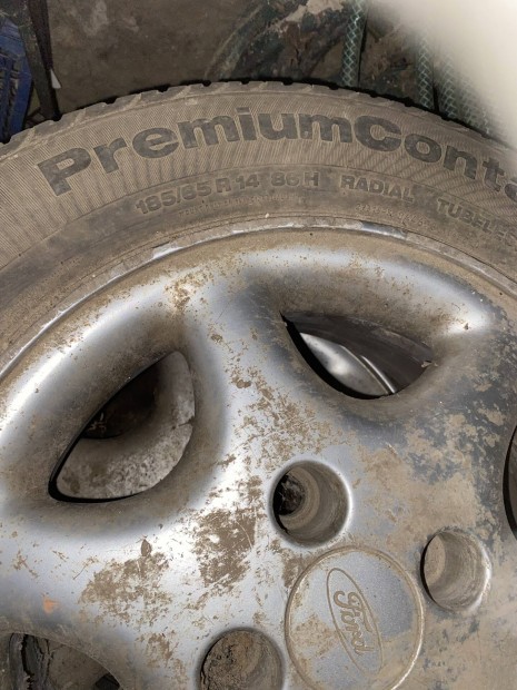 Ford gyari Al felni j� Conti gumukkal