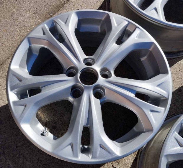 Ford gyri alufelni, 7x17, 5x108, 63.4, et55