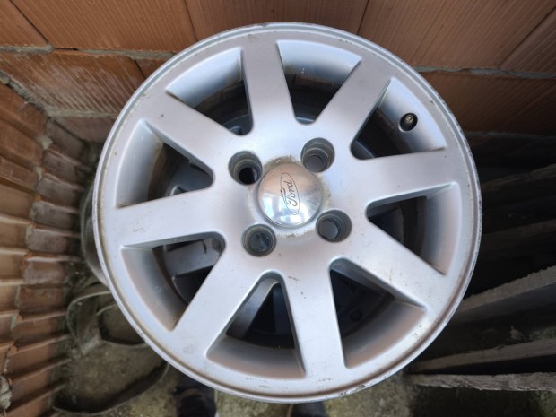 Ford ka gyri alufelni