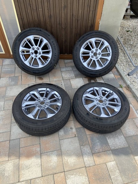 Ford kerék szett 16 col 205/60 r16 nyári gumival