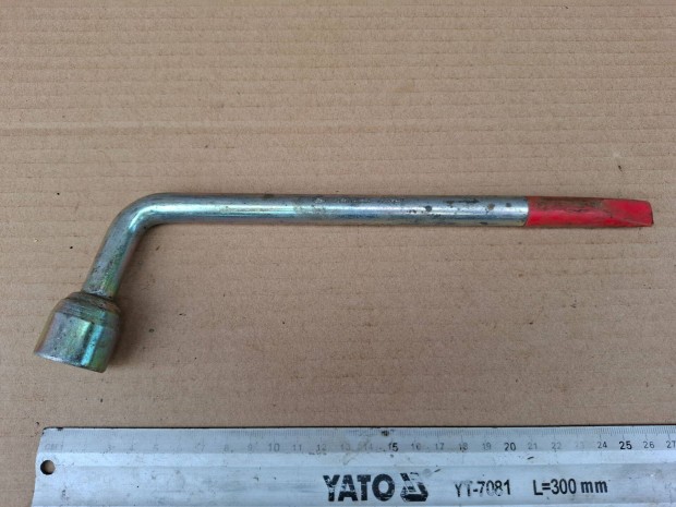 Ford kerékkulcs 19mm