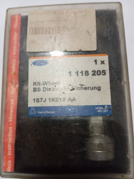 Ford kerékőr szett gyári