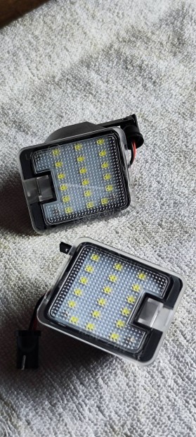 Ford kil�p�f�ny (E-jeles ledes,plug&play)