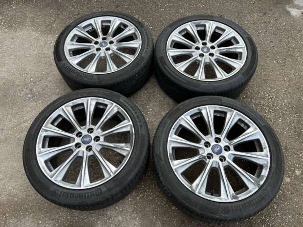 Ford kuga 19es gyári krom felni 235/45 continental nyári gumik