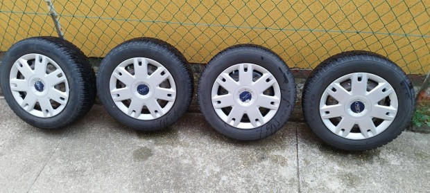 Ford lemez felni, Toyo téli gumival, 4*108 15" os