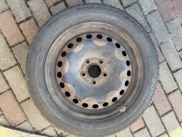 Ford lemez felni szett téli gumival