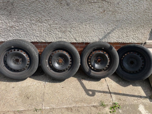Ford lemezfelni 16" 5 x 108