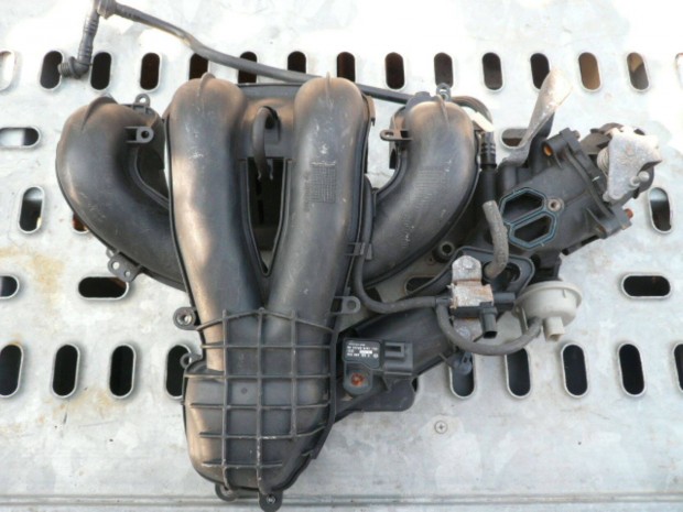 Ford mondeo MK3 1,8 benzines 110Le szívócsonk Cgba motorkód 2004-es