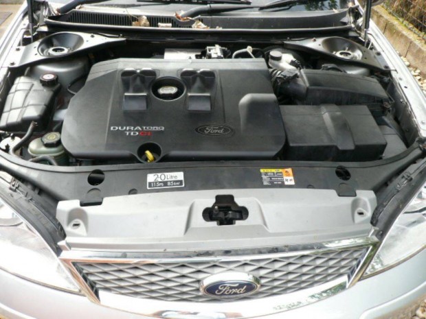 Ford mondeo MK3 2005-s N7BB motor vlt turb hengerfej ftengely