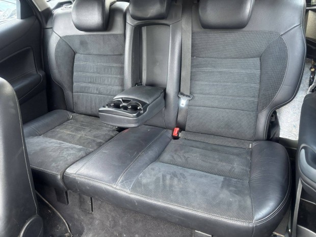 Ford mondeo m4 alcantara hátsó ülés 2007-2014 sedan,kombi,hatchback
