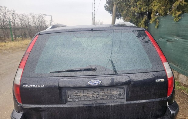 Ford mondeo mk3 csomagtr ajt Csomagtrajt 20000