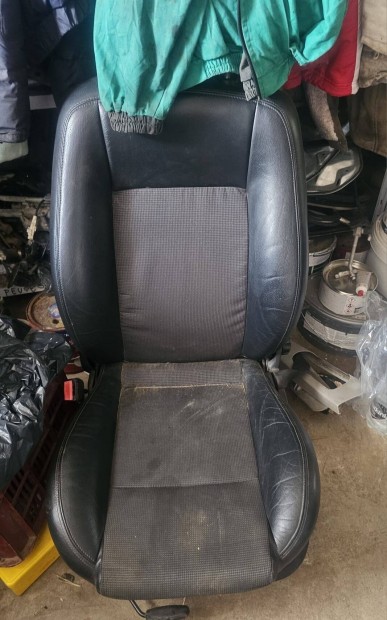 Ford mondeo mk3 kombi bör ülés szett 43000