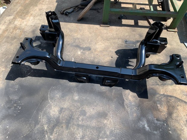 Ford mondeo mk3 kombi hátsó híd bölcső felújított állapotban homok szó