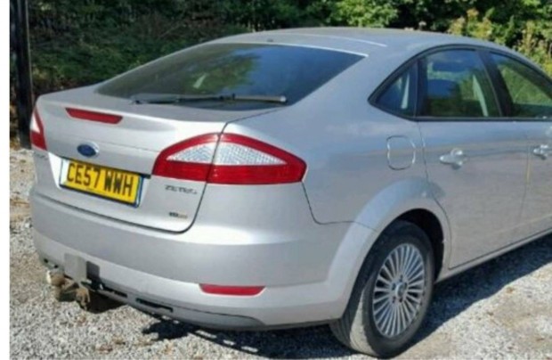 Ford mondeo mk4 csomagtér ajtó 5 ajtós ferde hátú 6.6 világos ezüst