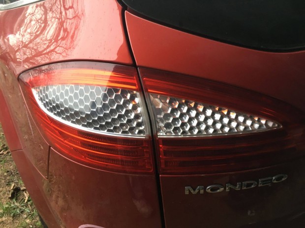 Ford mondeo mk4 kombi ajtóban lévő belső lámpák jobb bal 2007-től