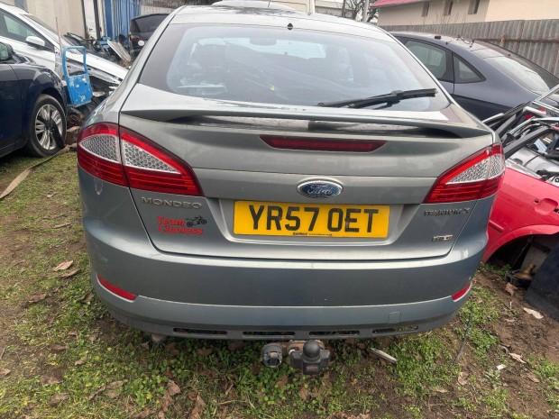 Ford mondeo mk4 vonóhorog 5 ajtós ferde hátú 2007-2014