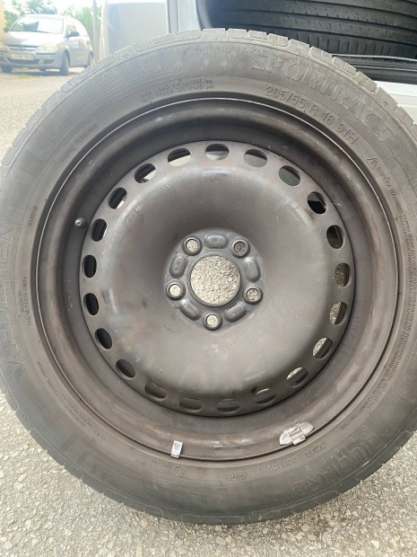 Ford mondeo nyári gumi lemezfelnivel