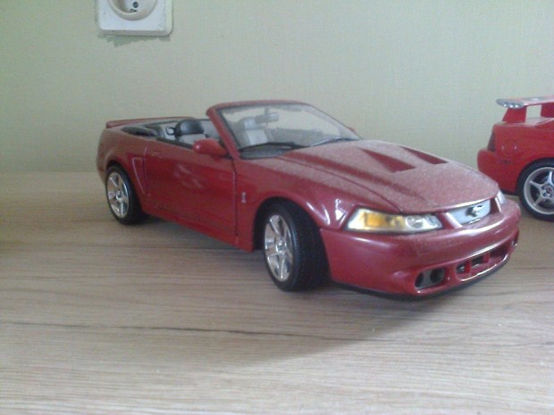 Ford mustang svt convertible