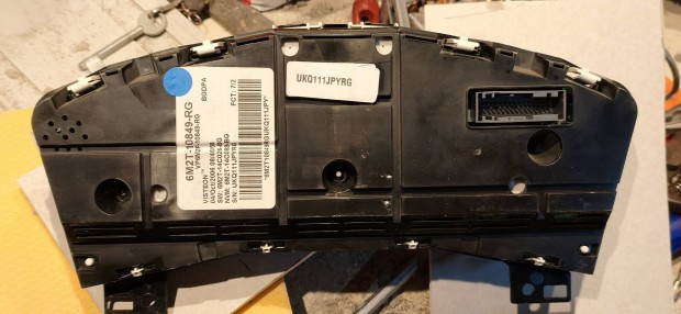 Ford racsoport elad Balatonlelln!