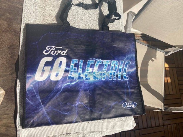 Ford tska, nagy bevsrl tska