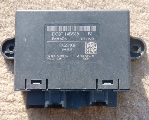 Ford t�bb t�pus�hoz ajt� vez�rl� modul elad�