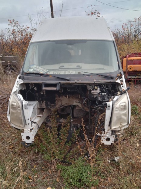 Ford transit alkatresznek bontasra 