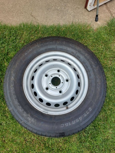 Ford transit ptkerk 235/65 R16 C