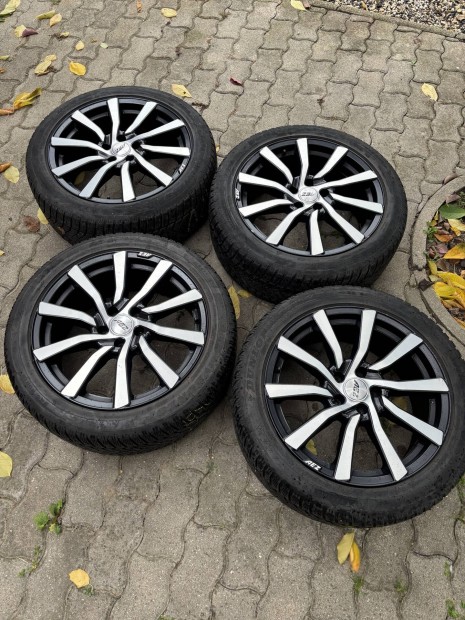 Ford volvo 8x18 et45 5x108 aez alufelni