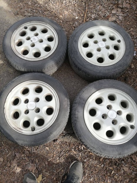Ford xr2i vagy xr3i 14" alufelni szett