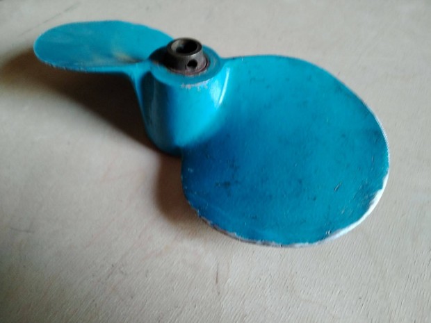 Forelle csónakmotor propeller hajócsavar csiga teher