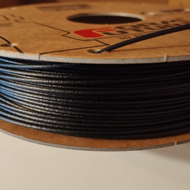 Formfutura Carbonfil Black, 1,75 mm / 500 g filament * j *