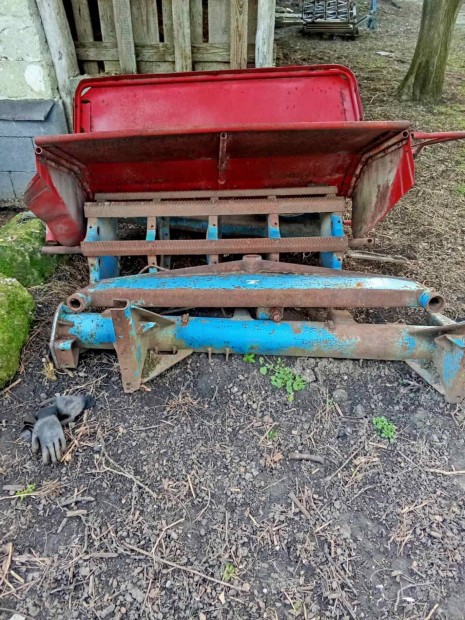 Fortschrit E-512 komb�jn alkatr�szek elad�k 