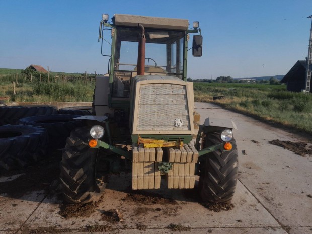 Fortschritt ZT 325-A traktor elad