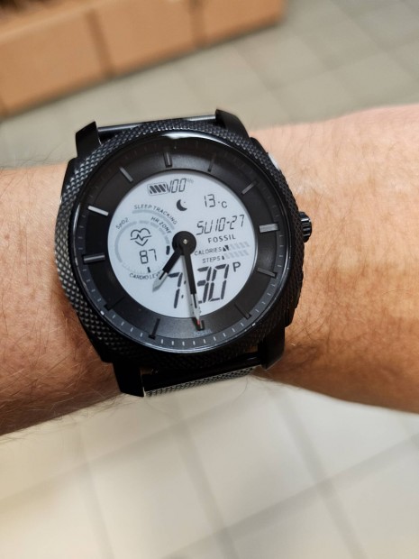 Fossil Gen 6 Hybrid smartwatch