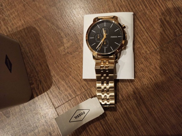 Fossil karra dszdobozban j 199 Euro helyett