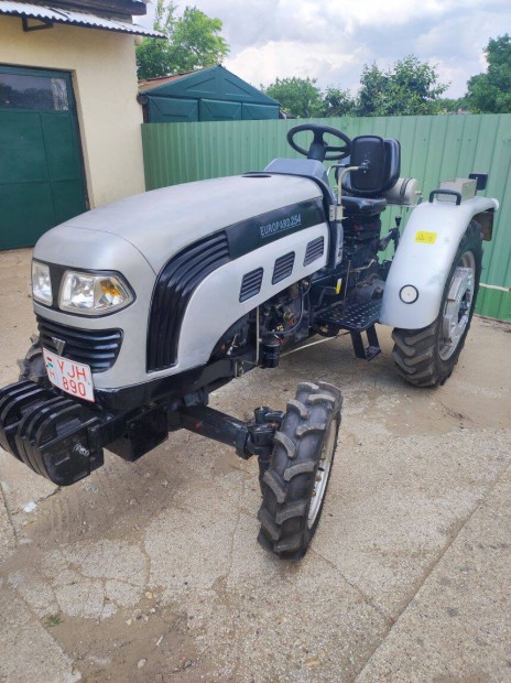 Foton FT 254 kistraktor traktor friss műszakival eszközeivel eladó