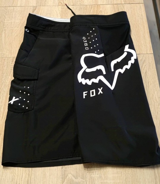 Fox rvidnadrg 