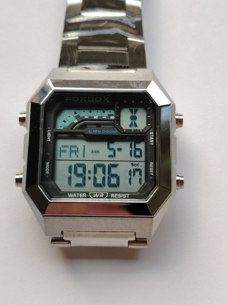 Foxbox lcd férfi karóra eladó.