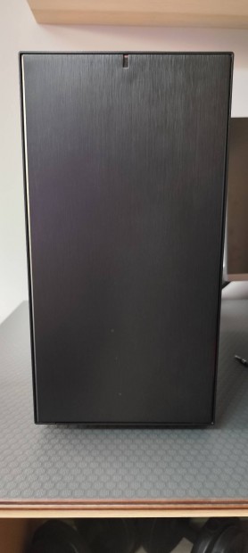 Fractal Design Define Mini C TG elad